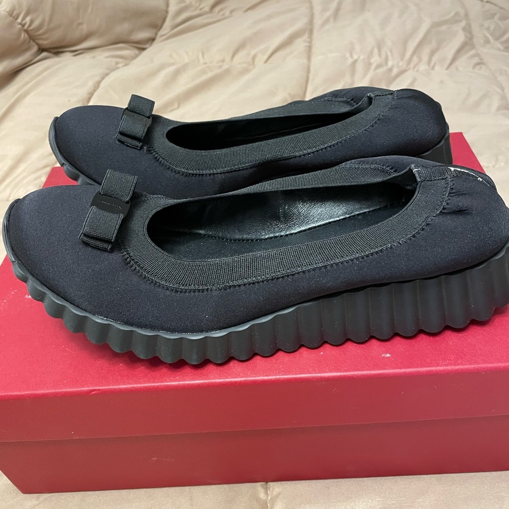 Salvatore Ferragamo Black Dolly Flats